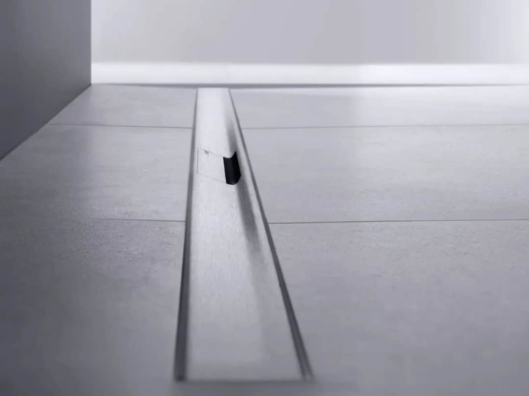 Fuga czy silikon pod prysznic – co wybrać, aby uniknąć problemów?