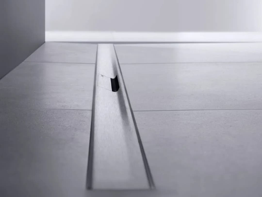 Fuga czy silikon pod prysznic – co wybrać, aby uniknąć problemów?