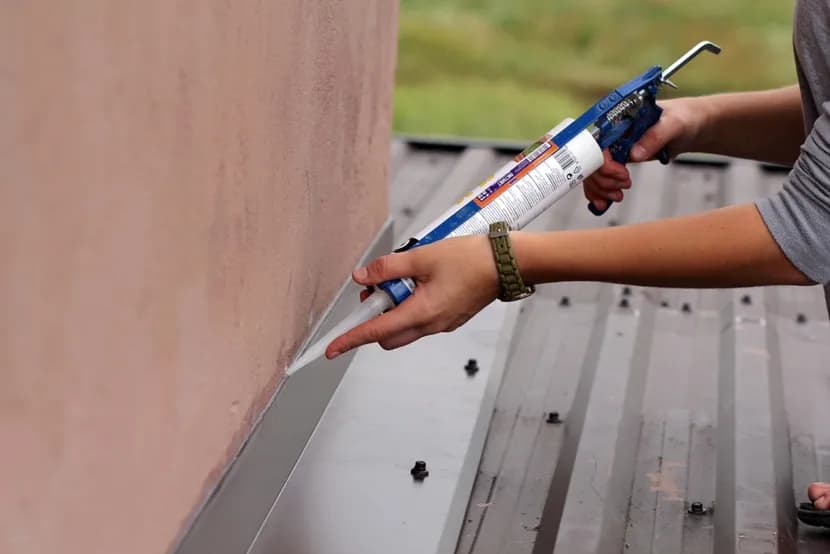 Soudal silikon sanitarny ile schnie? Sprawdź, zanim użyjesz!